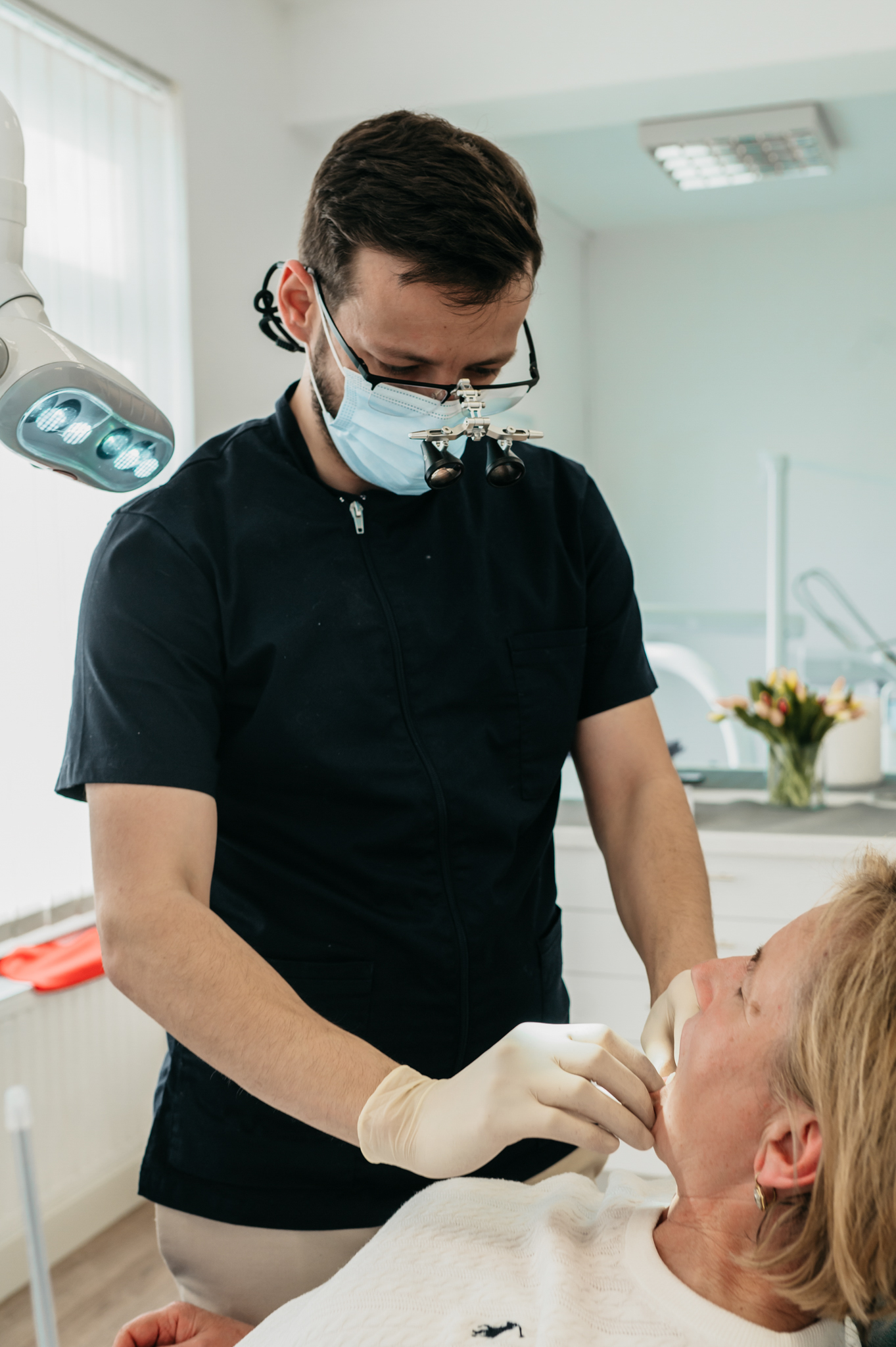 slika zubara u kutama